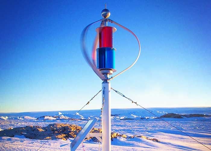 Industrial  Maglev Vertical Axis Wind Turbine 500W 12V More Than 20 Years Design Life